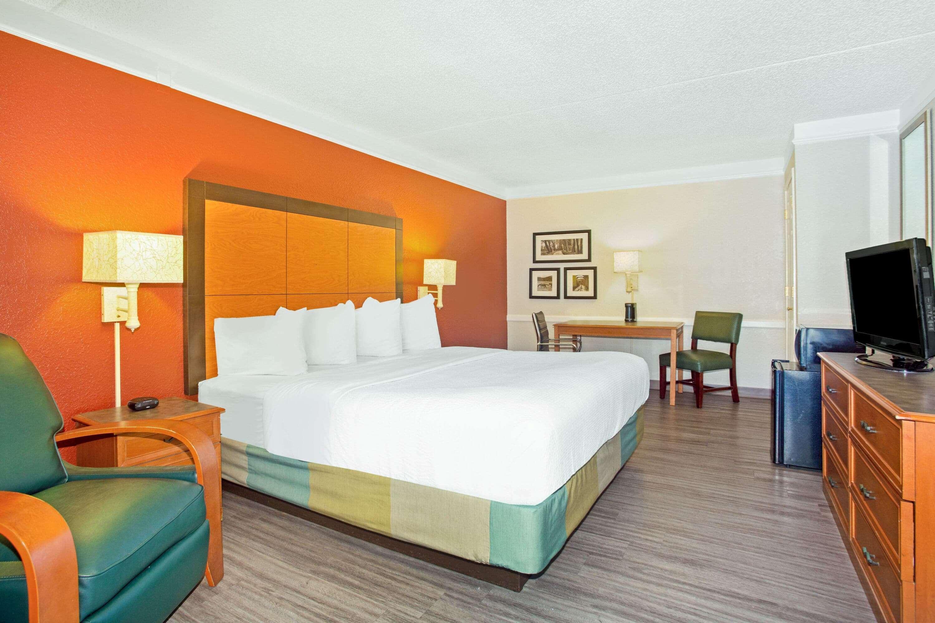 La Quinta Inn By Wyndham Виктория Экстерьер фото