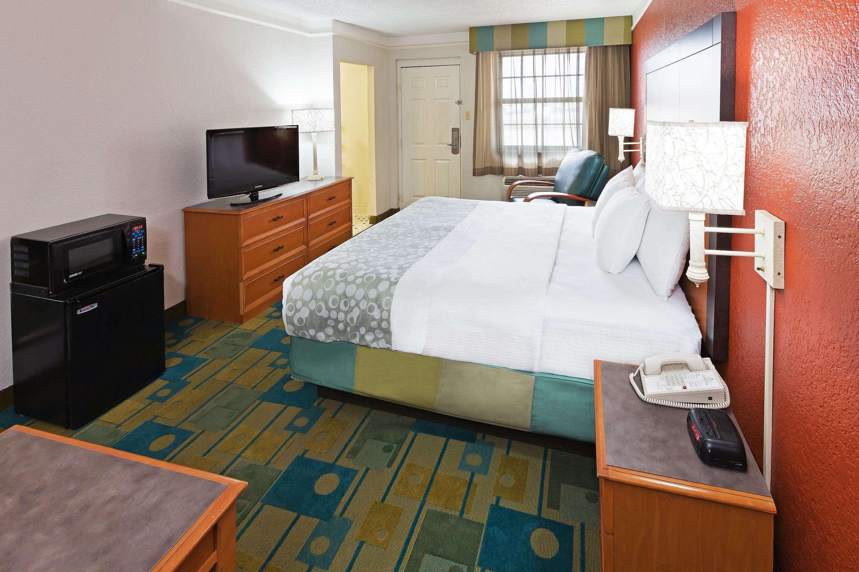 La Quinta Inn By Wyndham Виктория Экстерьер фото